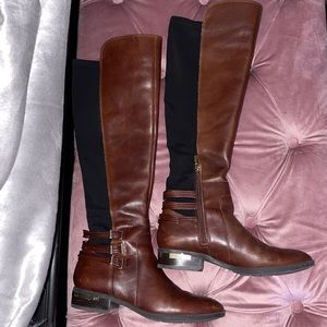 Vince Camuto Prolanda Leather Two Tone 